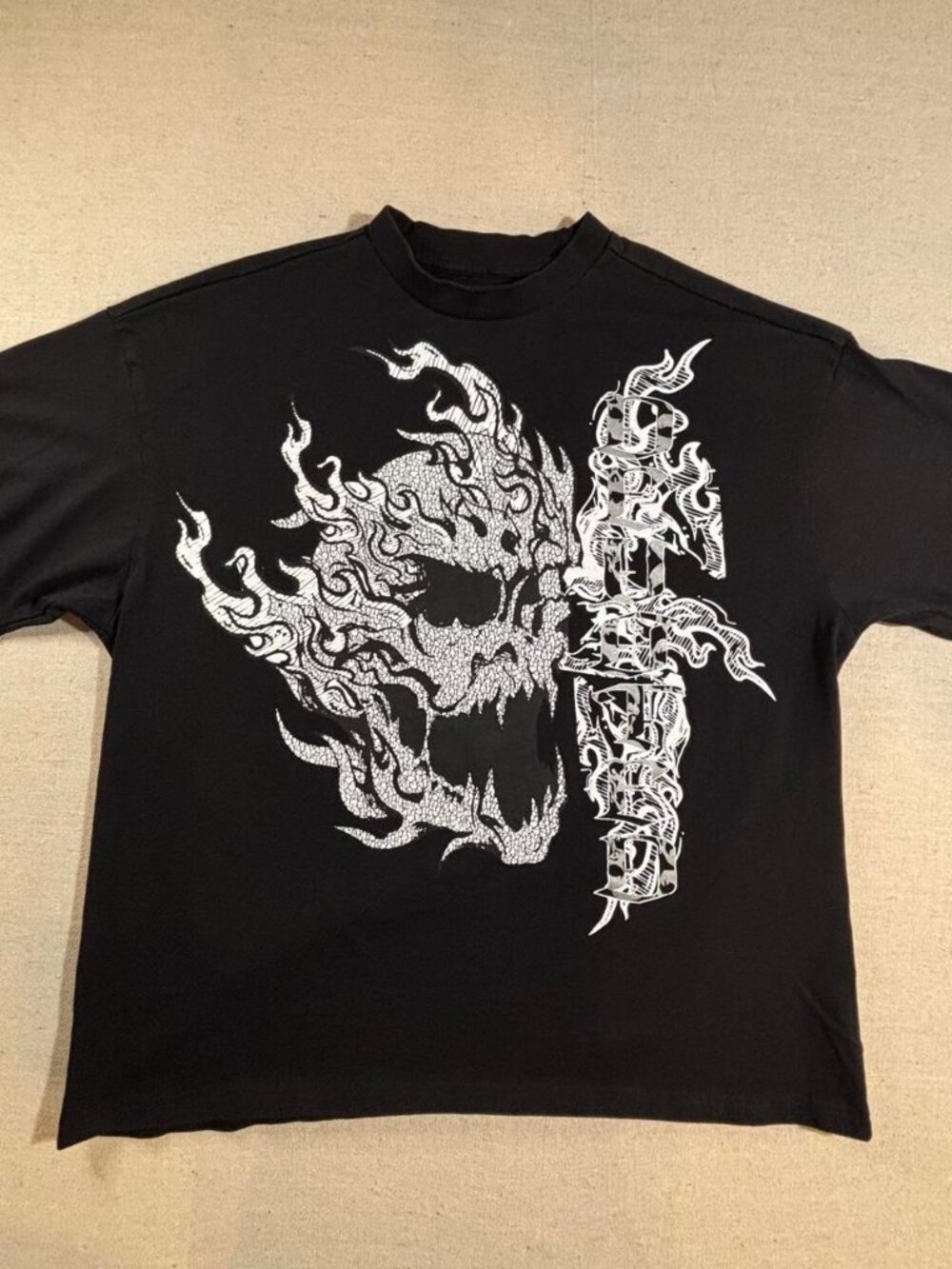Massive Buried Skull Flame Graphic Tee Black Mens Size S